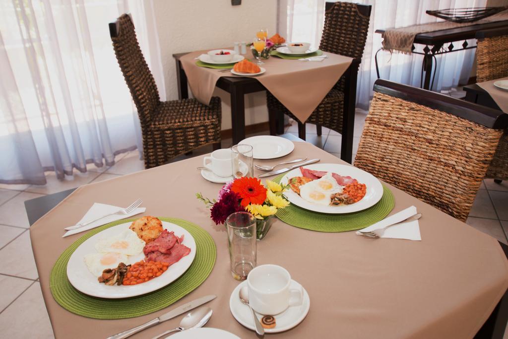Summer Garden Guest House Бенони Экстерьер фото